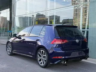 Volkswagen Golf 2020 Любимая версия 280TSI DSG Комфорт типа экстерьер фото 4 Volkswagen Golf 2020 Любимая версия 280TSI DSG Комфорт типа экстерьер фото 4
