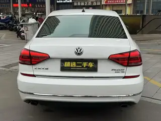 Volkswagen Passat 2016 330TSI DSG Your Excellency's Edition exterior photo 5 Volkswagen Passat 2016 330TSI DSG Your Excellency's Edition exterior photo 5