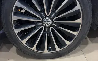 Volkswagen Passat 2016 330TSI DSG Your Excellency's Edition interior photo 10 Volkswagen Passat 2016 330TSI DSG Your Excellency's Edition interior photo 10