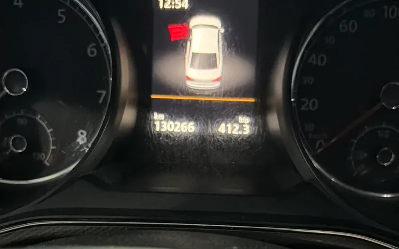 Volkswagen Passat 2016 330TSI DSG Your Excellency's Edition interior photo 11 Volkswagen Passat 2016 330TSI DSG Your Excellency's Edition interior photo 11