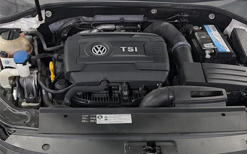 Volkswagen Passat 2016 330TSI DSG Your Excellency's Edition interior photo 12 Volkswagen Passat 2016 330TSI DSG Your Excellency's Edition interior photo 12