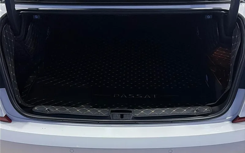 Volkswagen Passat 2016 330TSI DSG Your Excellency's Edition interior photo 14 Volkswagen Passat 2016 330TSI DSG Your Excellency's Edition interior photo 14
