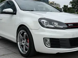 Volkswagen Golf GTI 2012 2.0TSI GTI exterior photo 4 Volkswagen Golf GTI 2012 2.0TSI GTI exterior photo 4