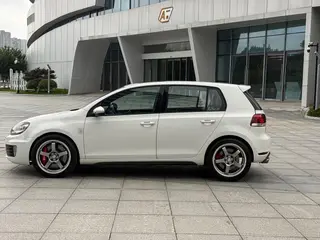 Volkswagen Golf GTI 2012 2.0TSI GTI exterior photo 6 Volkswagen Golf GTI 2012 2.0TSI GTI exterior photo 6