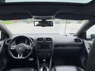 Volkswagen Golf GTI 2012 2.0TSI GTI interior photo 12 Volkswagen Golf GTI 2012 2.0TSI GTI interior photo 12
