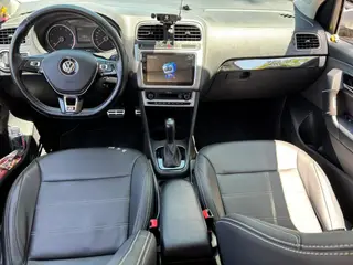 Volkswagen Polo 2018 1.5L Cross Polo Automatic exterior photo 5 Volkswagen Polo 2018 1.5L Cross Polo Automatic exterior photo 5