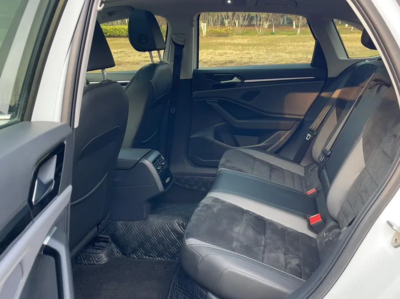 Volkswagen Sagitar 2019 280TSI DSG Luxury type Country VI interior photo 11