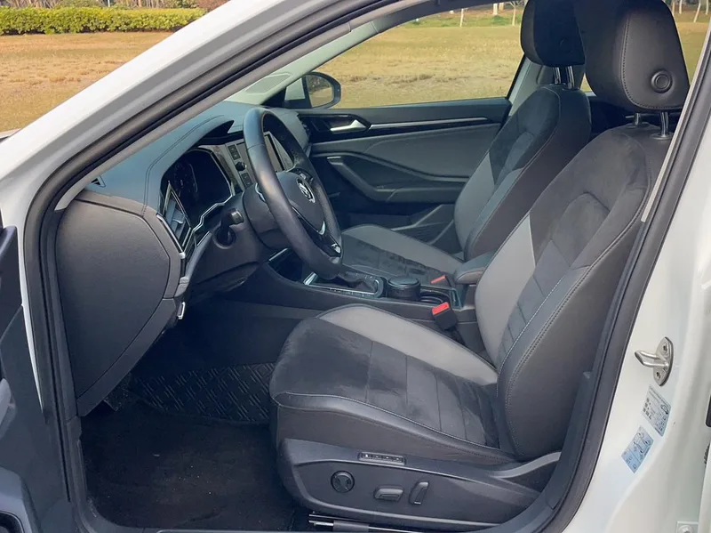 Volkswagen Sagitar 2019 280TSI DSG Luxury type Country VI interior photo 13