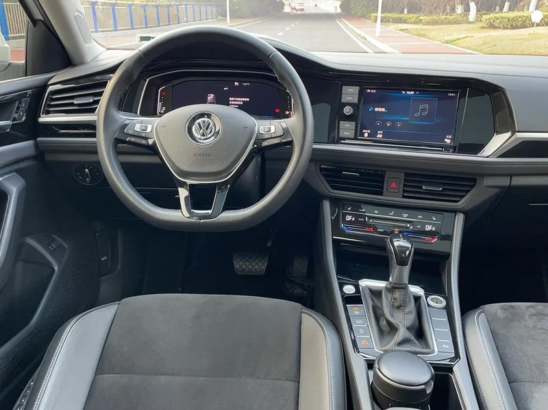 Volkswagen Sagitar 2019 280TSI DSG Luxury type Country VI interior photo 19