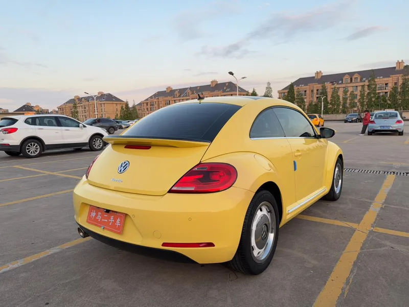 Volkswagen Beetle 2015 180TSI exterior photo 6 Volkswagen Beetle 2015 180TSI exterior photo 6