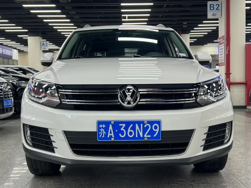 Volkswagen Tiguan 2017 300TSI Automatic Two-Drive Silk Road Comfort Edition exterior photo 3 Volkswagen Tiguan 2017 300TSI Automatic Two-Drive Silk Road Comfort Edition exterior photo 3