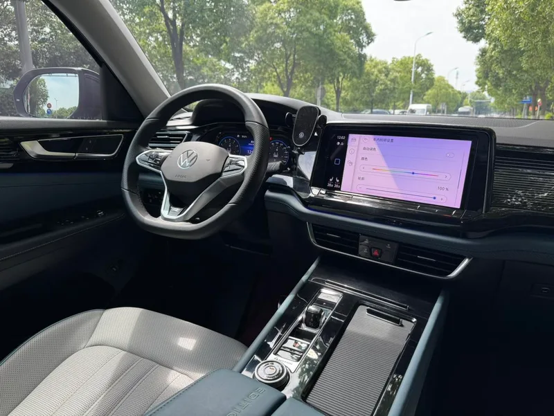 Volkswagen Teramont 2023 Teramont X 380TSI Four-wheel drive Qingyun Limited Edition interior photo 13 Volkswagen Teramont 2023 Teramont X 380TSI Four-wheel drive Qingyun Limited Edition interior photo 13