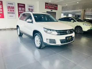 Volkswagen Tiguan 2017 300TSI Automatic Two-Drive Silk Road Comfort Edition exterior photo 3 Volkswagen Tiguan 2017 300TSI Automatic Two-Drive Silk Road Comfort Edition exterior photo 3