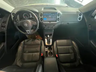 Volkswagen Tiguan 2017 300TSI Automatic Two-Drive Silk Road Comfort Edition interior photo 9 Volkswagen Tiguan 2017 300TSI Automatic Two-Drive Silk Road Comfort Edition interior photo 9