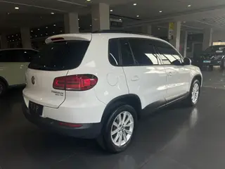 Volkswagen Tiguan 2017 300TSI Automatic Two-Drive Silk Road Comfort Edition interior photo 10 Volkswagen Tiguan 2017 300TSI Automatic Two-Drive Silk Road Comfort Edition interior photo 10
