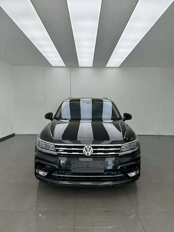 Volkswagen Tiguan L 2019 330TSI Automatic two-wheel drive R-Line Flagship Edition China V exterior photo 2 Volkswagen Tiguan L 2019 330TSI Automatic two-wheel drive R-Line Flagship Edition China V exterior photo 2