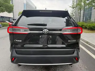 Toyota Wildlander 2022 2.0L Two-Drive Knight Edition interior photo 8 Toyota Wildlander 2022 2.0L Two-Drive Knight Edition interior photo 8