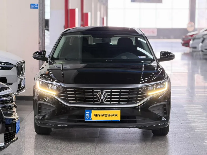 Volkswagen Passat 2022 280TSI Business Edition exterior photo 2 Volkswagen Passat 2022 280TSI Business Edition exterior photo 2