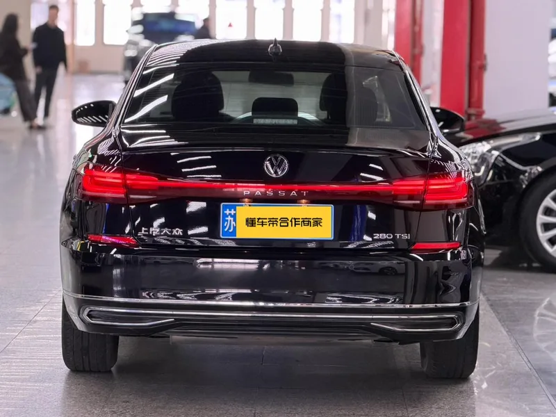 Volkswagen Passat 2022 280TSI Business Edition exterior photo 5 Volkswagen Passat 2022 280TSI Business Edition exterior photo 5
