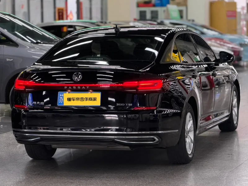 Volkswagen Passat 2022 280TSI Business Edition exterior photo 6 Volkswagen Passat 2022 280TSI Business Edition exterior photo 6