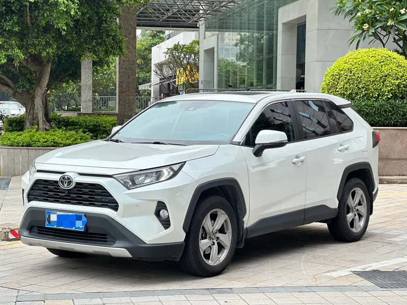 Toyota RAV4 2020 2.0L CVT Two-Drive Fashion Edition exterior photo 1 Toyota RAV4 2020 2.0L CVT Two-Drive Fashion Edition exterior photo 1