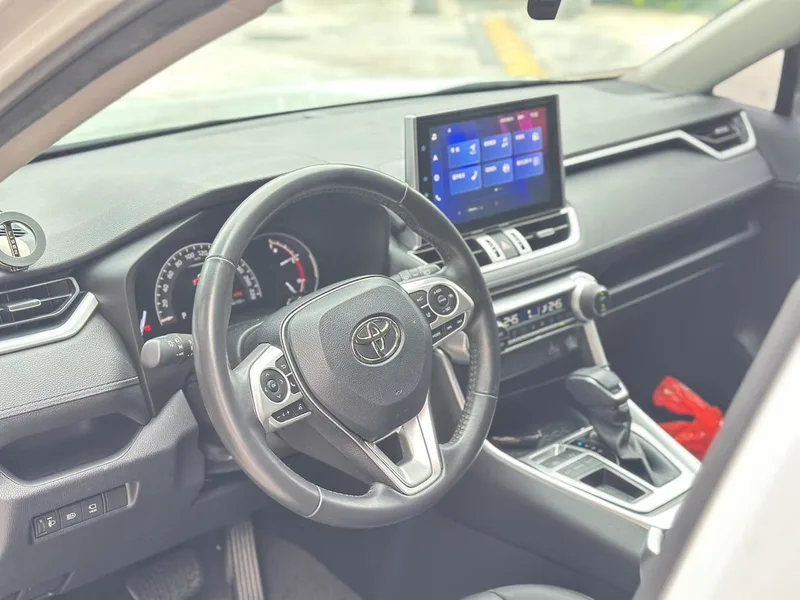 Toyota RAV4 2020 2.0L CVT Two-Drive Fashion Edition exterior photo 5 Toyota RAV4 2020 2.0L CVT Two-Drive Fashion Edition exterior photo 5