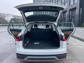 Volkswagen Tayron 2019 330TSI Two-wheel-drive luxury model China V interior photo 14 Volkswagen Tayron 2019 330TSI Two-wheel-drive luxury model China V interior photo 14