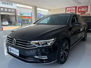 Volkswagen Magotan 2020 330TSI DSG Luxury type exterior photo 1 Volkswagen Magotan 2020 330TSI DSG Luxury type exterior photo 1