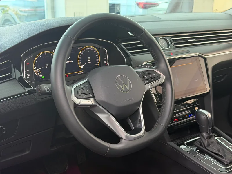 Volkswagen Magotan 2020 330TSI DSG Luxury type exterior photo 9 Volkswagen Magotan 2020 330TSI DSG Luxury type exterior photo 9