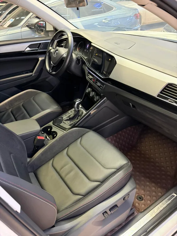 Volkswagen Tayron 2019 330TSI Modèle de luxe à deux roues motrices État VI extérieur photo 4 Volkswagen Tayron 2019 330TSI Modèle de luxe à deux roues motrices État VI extérieur photo 4