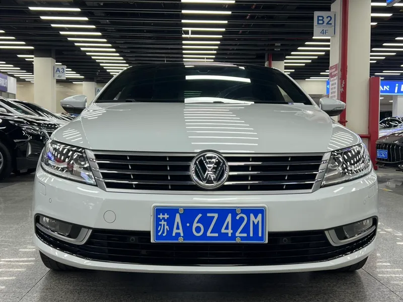 Volkswagen CC 2016 1.8TSI Luxury type exterior photo 3 Volkswagen CC 2016 1.8TSI Luxury type exterior photo 3