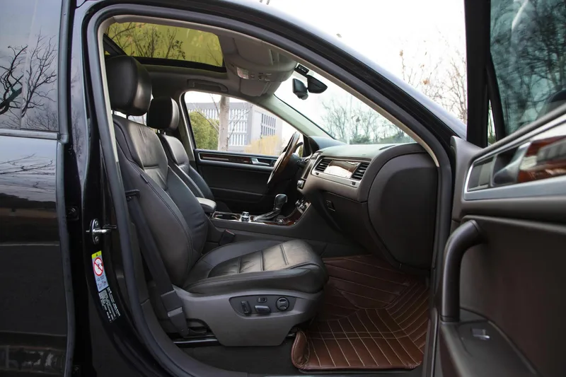 Volkswagen Touareg 2013 3.0TSI Limited Luxury Edition exterior photo 10 Volkswagen Touareg 2013 3.0TSI Limited Luxury Edition exterior photo 10