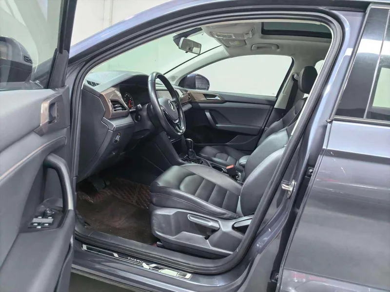Volkswagen Tharu 2021 280TSI 2WD Comfort Version interior photo 11 Volkswagen Tharu 2021 280TSI 2WD Comfort Version interior photo 11