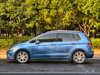 Volkswagen Golf Sportsvan 2016 230TSI Automatic Luxury Model exterior photo 4 Volkswagen Golf Sportsvan 2016 230TSI Automatic Luxury Model exterior photo 4