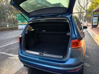 Volkswagen Golf Sportsvan 2016 230TSI Automatic Luxury Model interior photo 12 Volkswagen Golf Sportsvan 2016 230TSI Automatic Luxury Model interior photo 12