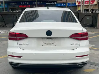 Volkswagen Lavida 2018 1.5L Version confort automatique Pays V extérieur photo 5 Volkswagen Lavida 2018 1.5L Version confort automatique Pays V extérieur photo 5