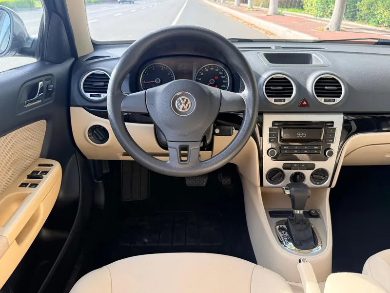 Volkswagen Lavida 2011 1.6L Automatic product version exterior photo 6 Volkswagen Lavida 2011 1.6L Automatic product version exterior photo 6