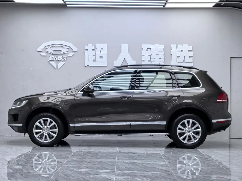 Volkswagen Touareg 2017 3.0TSI Tuoye type exterior photo 3 Volkswagen Touareg 2017 3.0TSI Tuoye type exterior photo 3