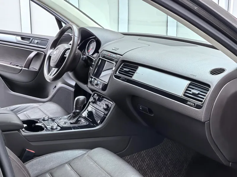 Volkswagen Touareg 2017 3.0TSI Tuoye type interior photo 12 Volkswagen Touareg 2017 3.0TSI Tuoye type interior photo 12