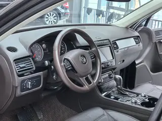 Volkswagen Touareg 2017 3.0TSI Tuoye type interior photo 13 Volkswagen Touareg 2017 3.0TSI Tuoye type interior photo 13