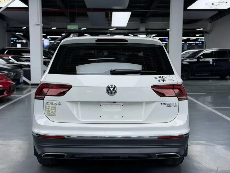 Volkswagen Tiguan L 2019 380TSI Version de luxe intelligente automatique à quatre roues motrices Pays V intérieur photo 8 Volkswagen Tiguan L 2019 380TSI Version de luxe intelligente automatique à quatre roues motrices Pays V intérieur photo 8