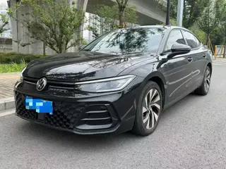 Volkswagen Passat 2025 Pro 380TSI Звездное небо
