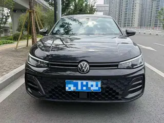Volkswagen Passat 2025 Pro 380TSI Star Dragon Yao Edition exterior photo 3 Volkswagen Passat 2025 Pro 380TSI Star Dragon Yao Edition exterior photo 3