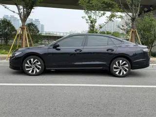 Volkswagen Passat 2025 Pro 380TSI Star Dragon Yao Edition exterior photo 4 Volkswagen Passat 2025 Pro 380TSI Star Dragon Yao Edition exterior photo 4