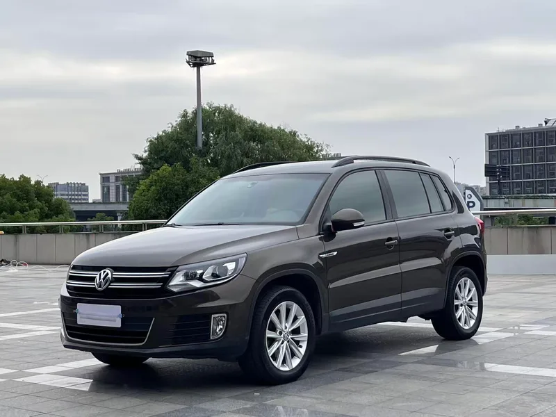 Volkswagen Tiguan 2016 300TSI Version de champ de vision de mode automatique à quatre roues motrices extérieur photo 1 Volkswagen Tiguan 2016 300TSI Version de champ de vision de mode automatique à quatre roues motrices extérieur photo 1