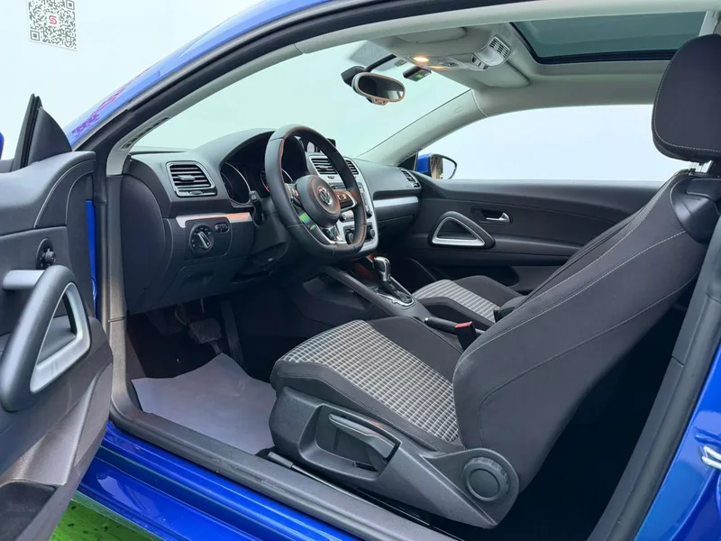 Volkswagen Scirocco 2015 1.4TSI Comfort Edition interior photo 13 Volkswagen Scirocco 2015 1.4TSI Comfort Edition interior photo 13