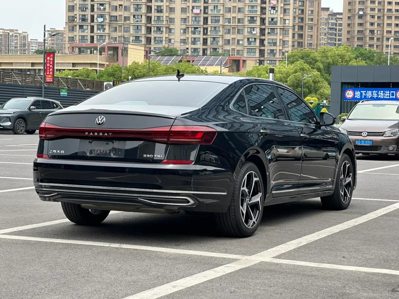 Volkswagen Passat 2023 330TSI Star Deluxe Edition exterior photo 7 Volkswagen Passat 2023 330TSI Star Deluxe Edition exterior photo 7
