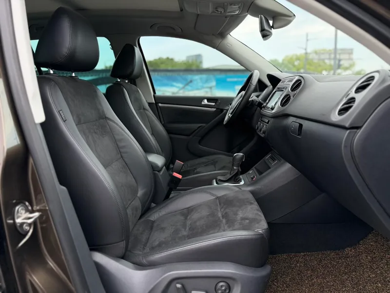 Volkswagen Tiguan 2015 2.0TSI Automatic four-wheel drive flagship exterior photo 4 Volkswagen Tiguan 2015 2.0TSI Automatic four-wheel drive flagship exterior photo 4