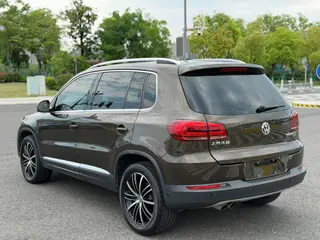 Volkswagen Tiguan 2015 2.0TSI Automatic four-wheel drive flagship interior photo 8 Volkswagen Tiguan 2015 2.0TSI Automatic four-wheel drive flagship interior photo 8
