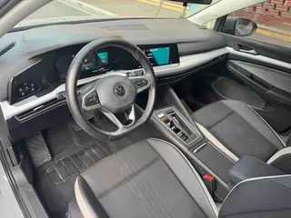 Volkswagen Golf 2021 280TSI DSG 30 Anniversary Edition exterior photo 7 Volkswagen Golf 2021 280TSI DSG 30 Anniversary Edition exterior photo 7